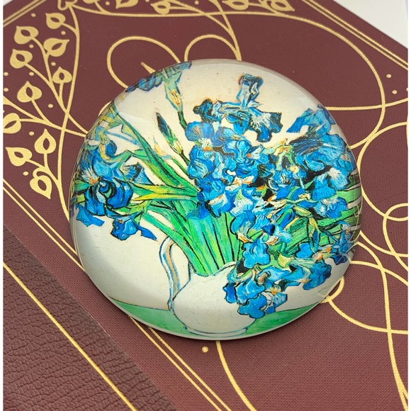 Vincent Van Gogh Irises in a Vase Dome Paperweight Glass, Gift Boxed, 3"Diameter - Picture 2 of 5
